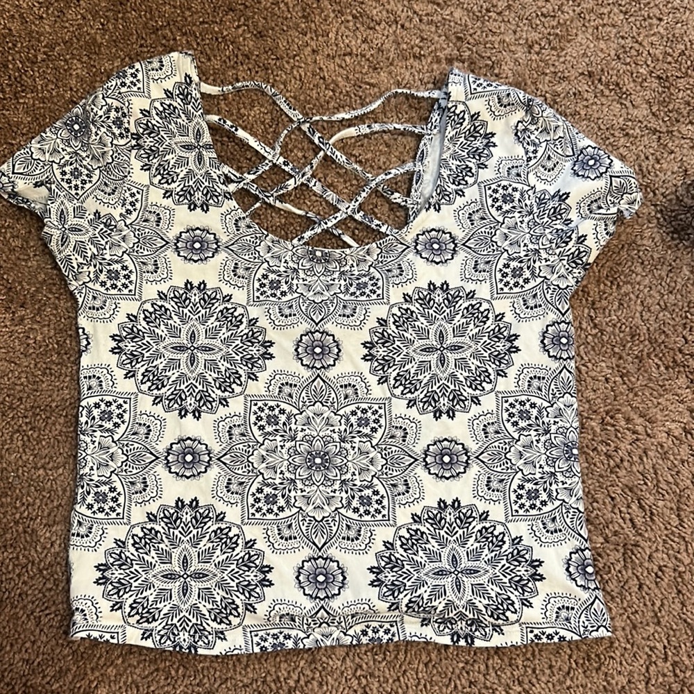 Crop top